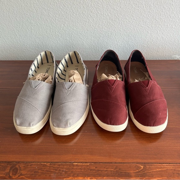 TOMS Women’s Slip-On Shoes Bundle (2 Pairs) Gray & Burgundy Canvas Flats 9.5 - Picture 2 of 5